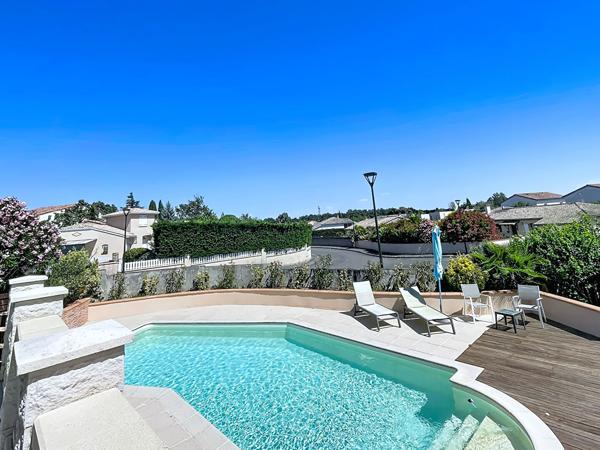 Maison T4 plain-pied avec piscine et sous-sol - Bruguières 31150