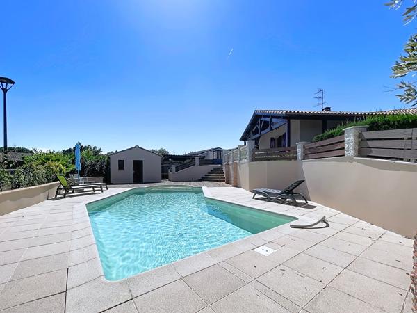 Maison T4 plain-pied avec piscine et sous-sol - Bruguières 31150