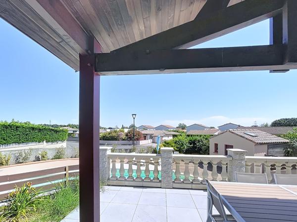 Maison T4 plain-pied avec piscine et sous-sol - Bruguières 31150