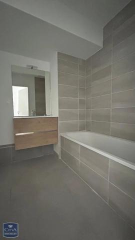 Appartement à louer 3 pièces 65.46m² Montpellier (34090)
