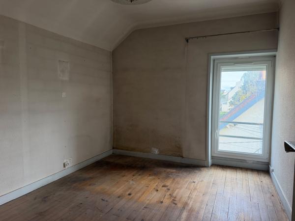 NANTES – LONGCHAMP / LA PERVERIE – MAISON 1900 À RÉINVENTER TERRAIN EN UMb