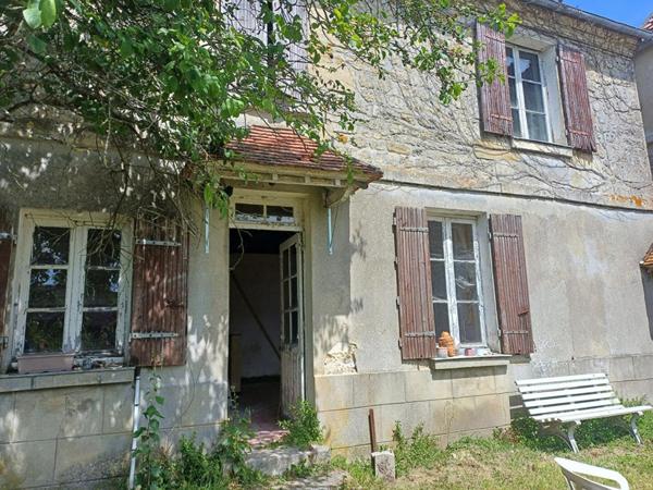 MAISON A RENOVER