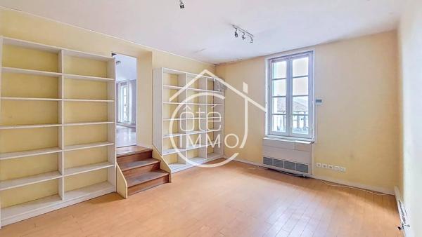 Ste Foy la Grande : Immeuble 265 m² – Centre-ville – Fort potentiel locatif ou habitation !