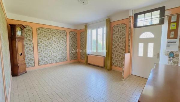 Vente                                                      Maison
                        
                     4 pièces                      145 m2                     à Saint-Fargeau-Ponthierry