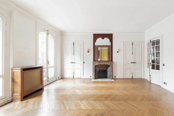 Appartement Paris 8e - GENERAL FOY / SAINT AUGUSTIN