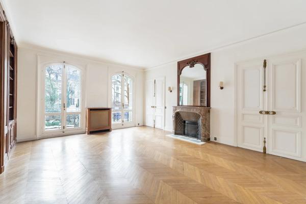 Appartement Paris 8e - GENERAL FOY / SAINT AUGUSTIN