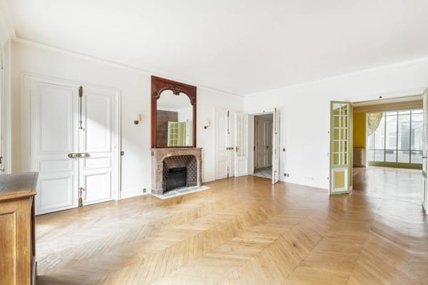 Appartement Paris 8e - GENERAL FOY / SAINT AUGUSTIN