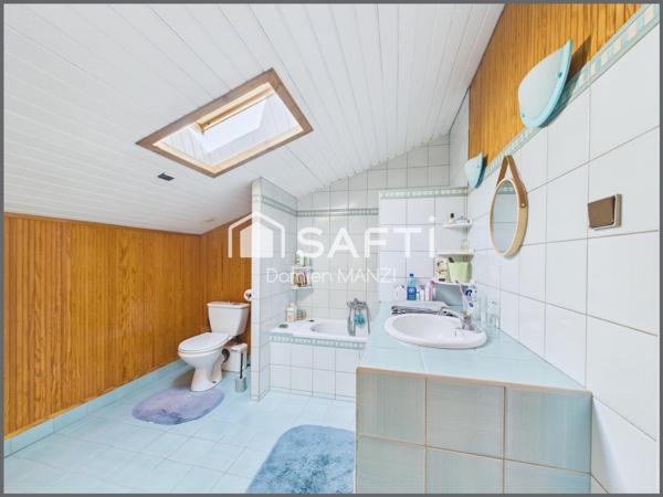 SUPERBE MAISON T7 AVEC PISCINE
