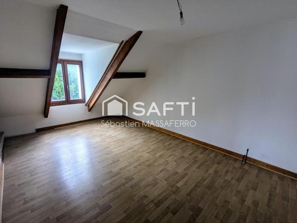 Grande maison familiale à terminer