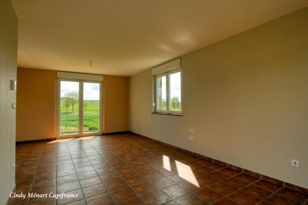 Dpt Moselle (57), à louer MOMERSTROFF maison P5 individuelle , plain pied avec garage et jardin