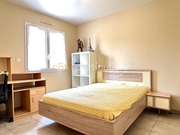 Vente
                Maison135 m² - 5 Pièces -
                    SAINT PIERRE DU MONT (40280)