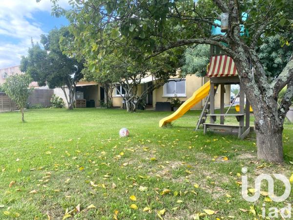 Maison traditionnelle 5 pièces de 135 m² à Brax (47310)