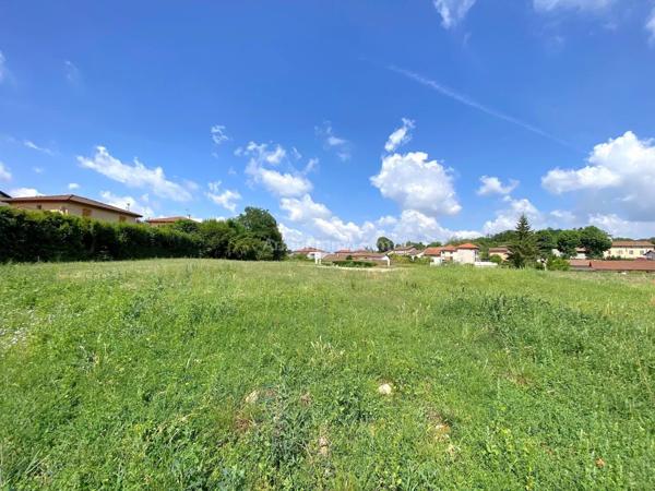 Vente Terrain 370 m2 à Meximieux