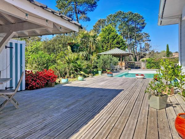 Maison 7 pièces - 210 m²
