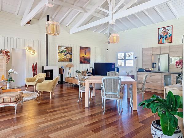 Maison 7 pièces - 210 m²