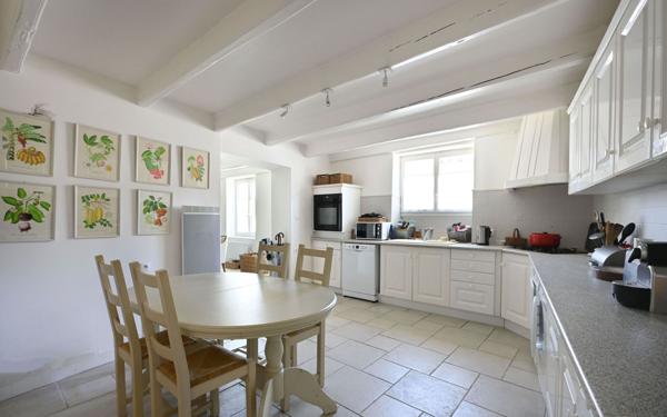 Maison à vendre    4 pièces •  La Couarde-sur-Mer