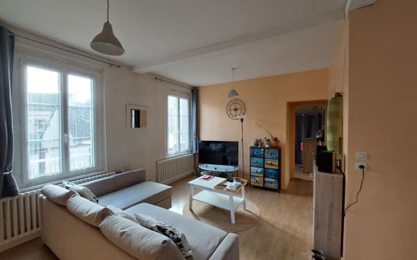 Appartement à louer    2 pièces •  Breteuil