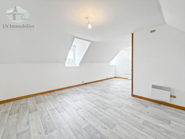 STUDIO AU COEUR DU CENTRE DE CONCARNEAU - RÉNOVÉ - 25,80 M2