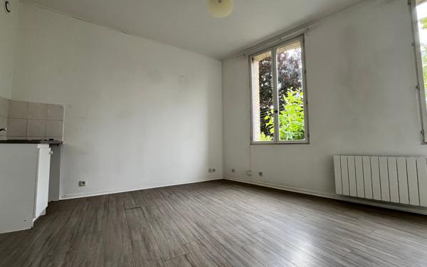 Immeuble à vendre    7 pièces •  Elbeuf