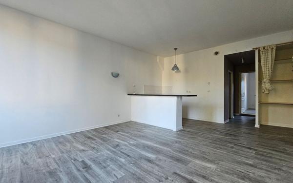 Immeuble à vendre    7 pièces •  Elbeuf