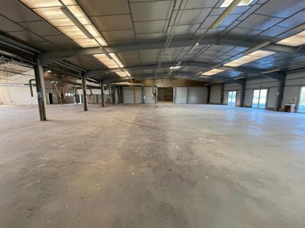 Bureau à vendre à Hauterives (26390)