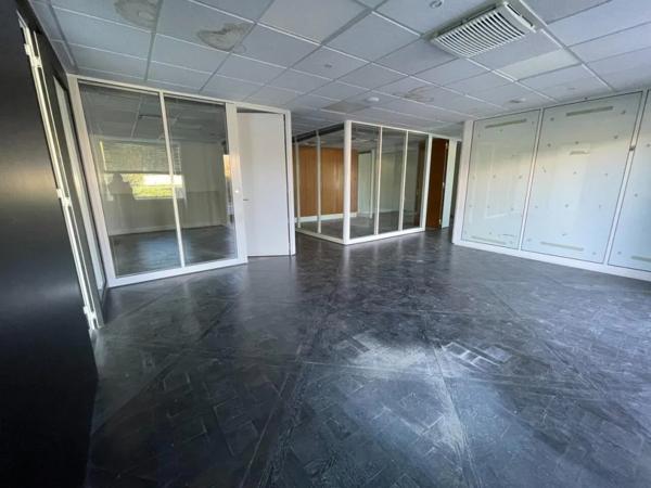 Bureau à vendre à Hauterives (26390)
