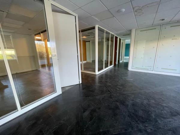 Bureau à vendre à Hauterives (26390)