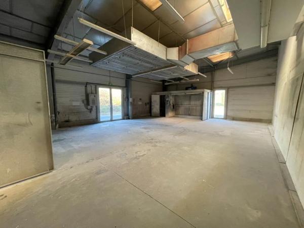 Bureau à vendre à Hauterives (26390)