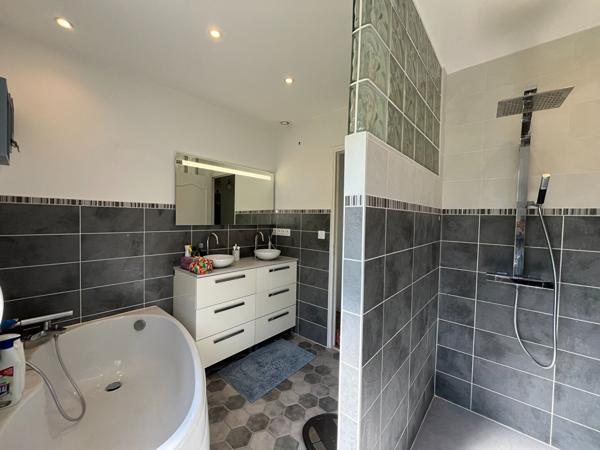 EXCLUSIVITÉ - VINEUIL