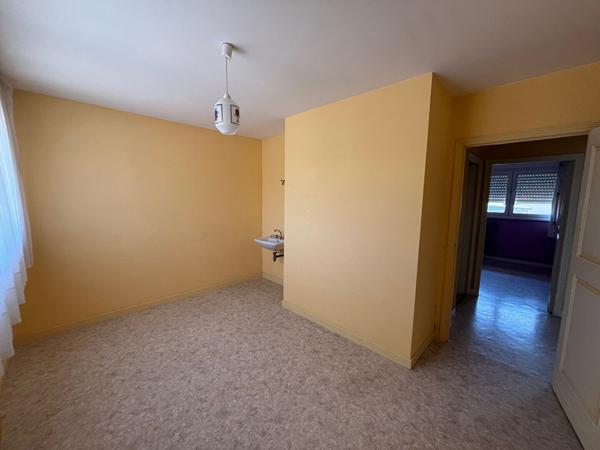 Maison mitoyenne - 4 chambres - 6 pièces - 98m² - SAINT OMER