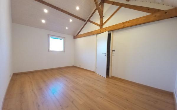 Maison à louer    3 pièces •  Montceau-les-Mines