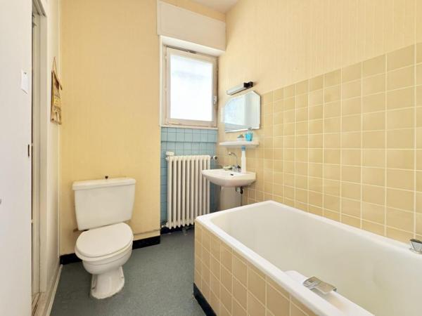 À vendre Maison 12 pièces 290 m² - La Vôge-les-bains 88240