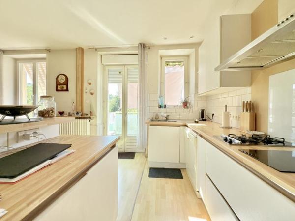 À vendre Maison 12 pièces 290 m² - La Vôge-les-bains 88240