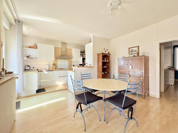 À vendre Maison 12 pièces 290 m² - La Vôge-les-bains 88240