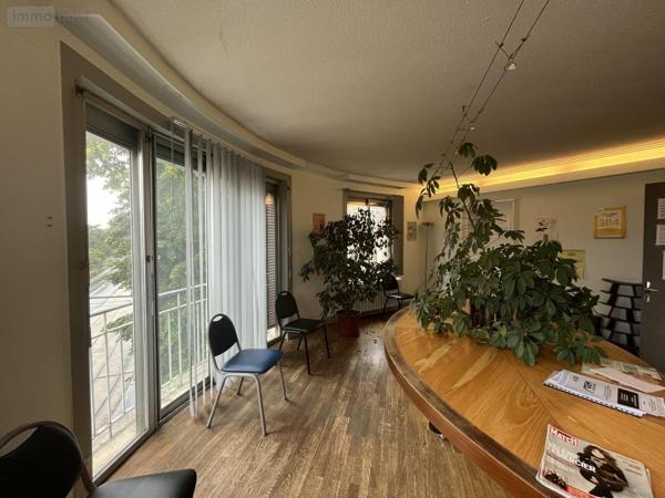 Bureaux à vendre à Besançon dans le Doubs (25000), ref : 25004-1254   
Les Chaprais