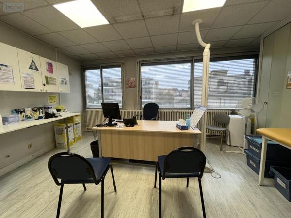 Bureaux à vendre à Besançon dans le Doubs (25000), ref : 25004-1254   
Les Chaprais