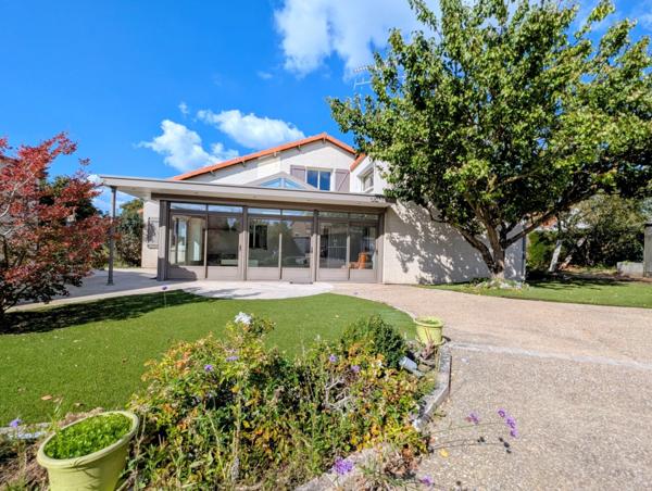 Maison à vendre 211m² - MAULEVRIER (49)