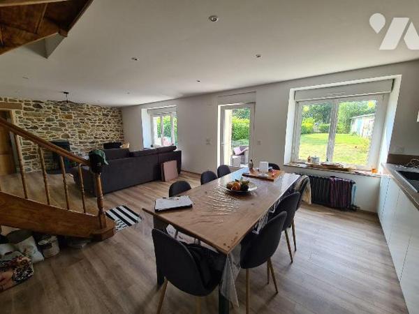 Maison à Vendre à Plouha (22580) en Côtes-d'Armor (22)

Cette maison, d'une surface habitable...