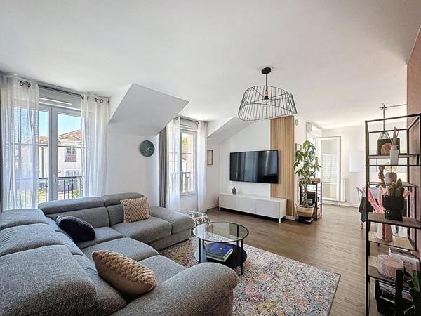 Appartement 3 pièces 65 m²  Balcon Dernier étage  Résidence 2018