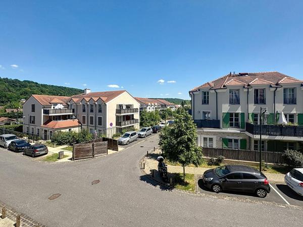 Appartement 3 pièces 65 m²  Balcon Dernier étage  Résidence 2018