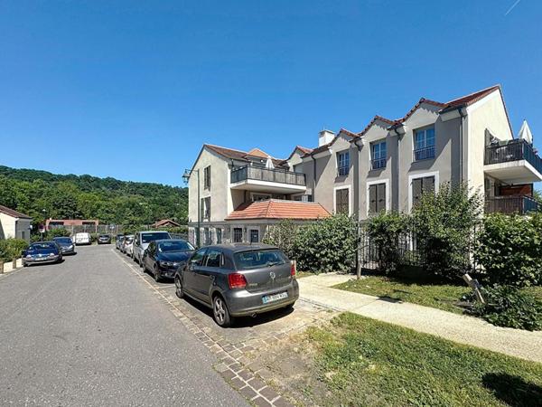 Appartement 3 pièces 65 m²  Balcon Dernier étage  Résidence 2018