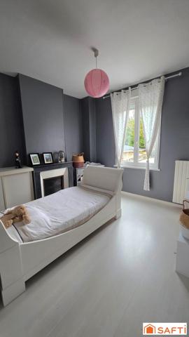 Superbe maison bourgeoise T8 avec un très beau jardin et un garage