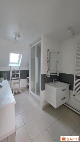 Superbe maison bourgeoise T8 avec un très beau jardin et un garage