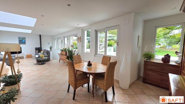 Superbe maison bourgeoise T8 avec un très beau jardin et un garage