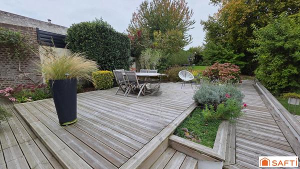 Superbe maison bourgeoise T8 avec un très beau jardin et un garage