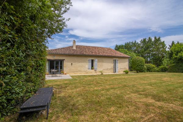 Fleurance (32500) Presbytère gersoise lumineuse et accueillante