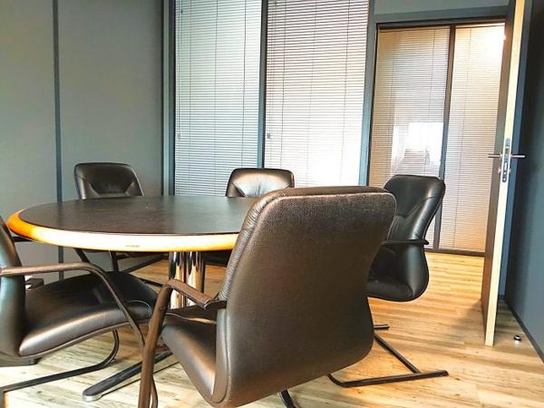 Bureau Villenave-d'Ornon 341 m²