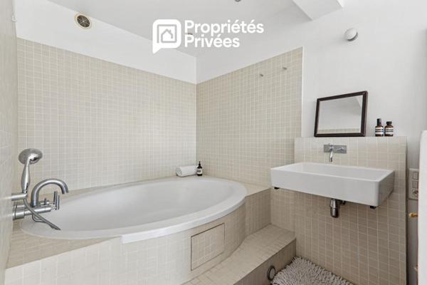 Atelier d'artiste en duplex,136,7 m² , 3 chambres, esprit Le Corbusier, 5e et 6e étage