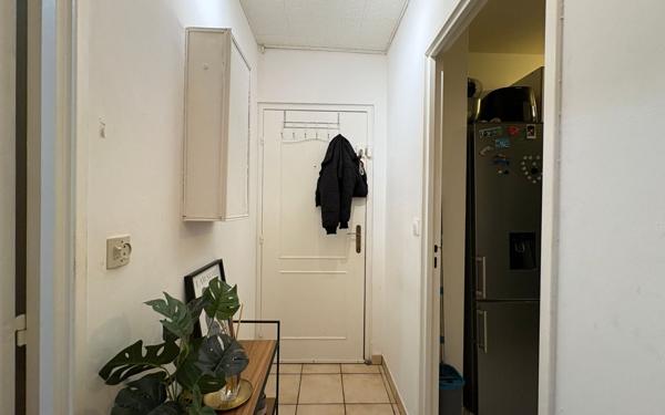 Appartement à vendre    1 pièce • 28 m2 Évreux