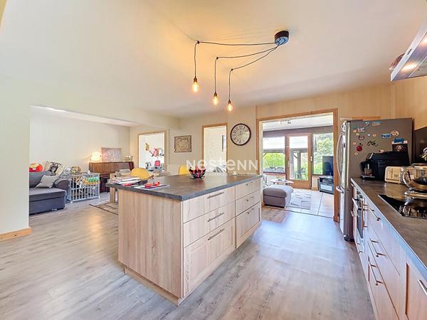 A VENDRE - ST. JEAN - Maison familiale 6 pièces, garage et jardin